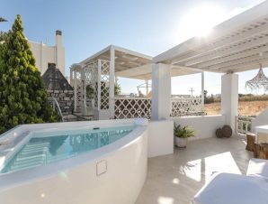 Aeolos Luxury Villas & Suites – Αγγίδια, Νάξος